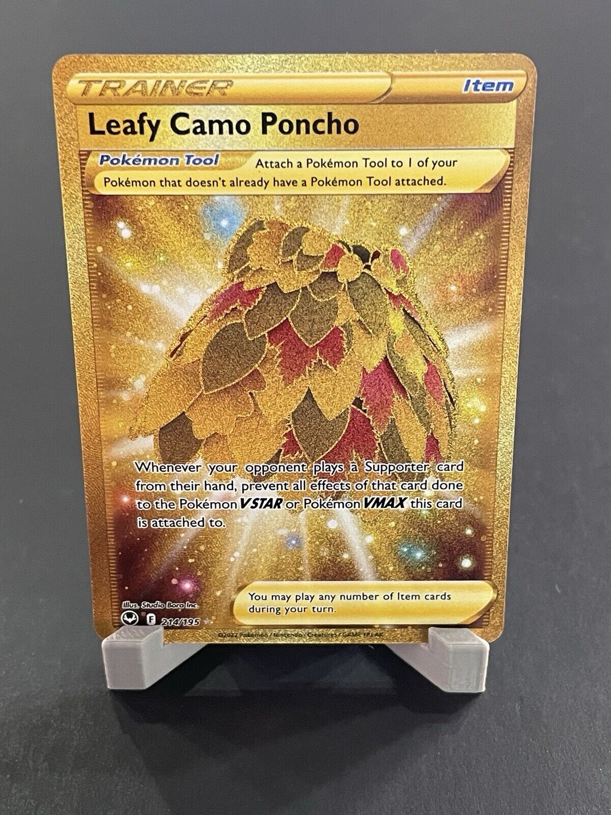 Pokemon TCG - Leafy Camo Poncho 214/195 Secret Rare - Silver Tempest - NM