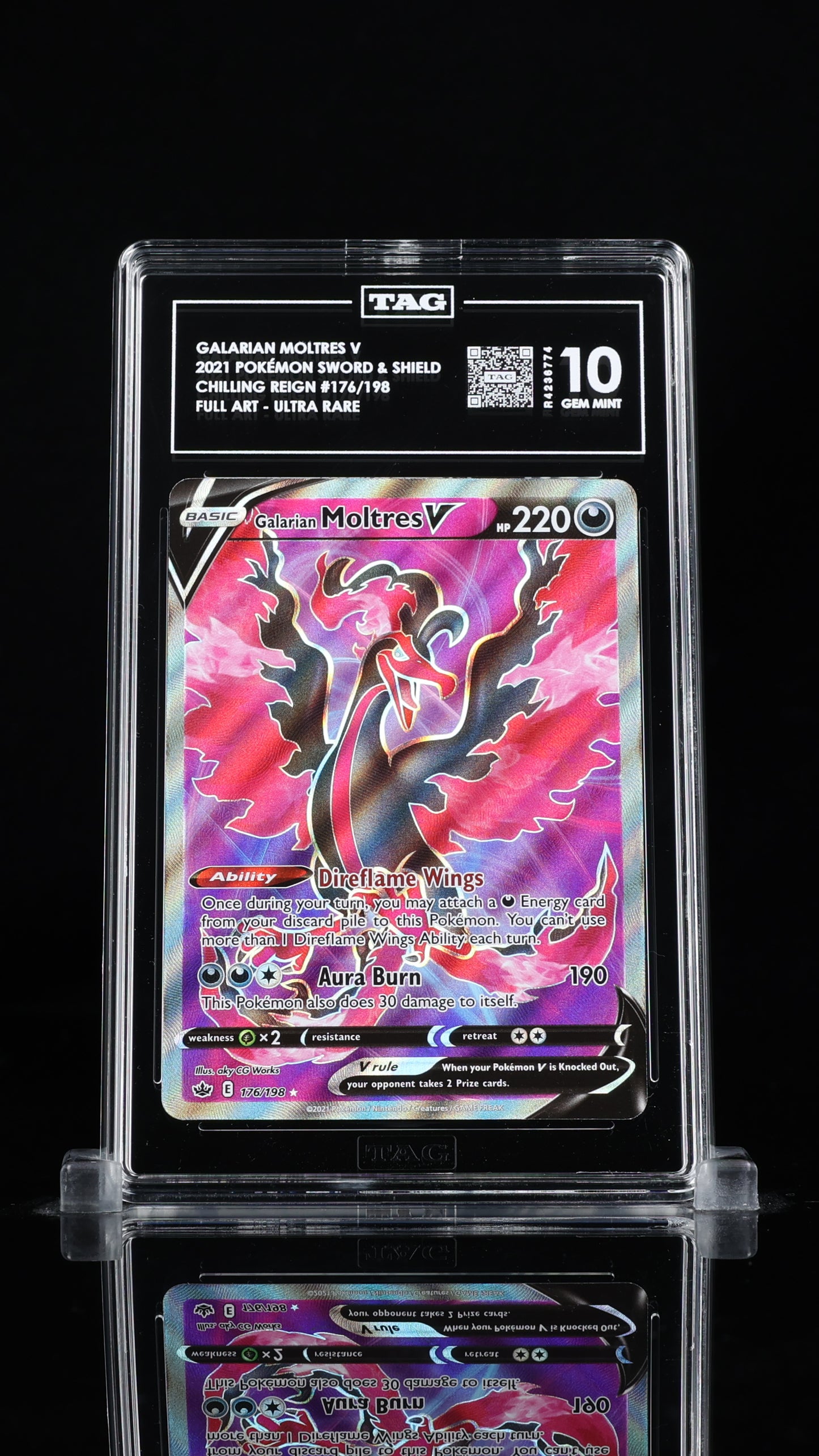 Galarian Moltres V	10 GEM MINT 176/198